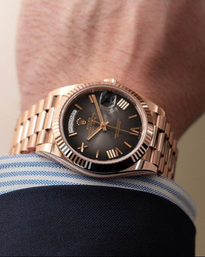 Rolex Day-Date men's mirror watch, slate gray ombré dial – view 4
