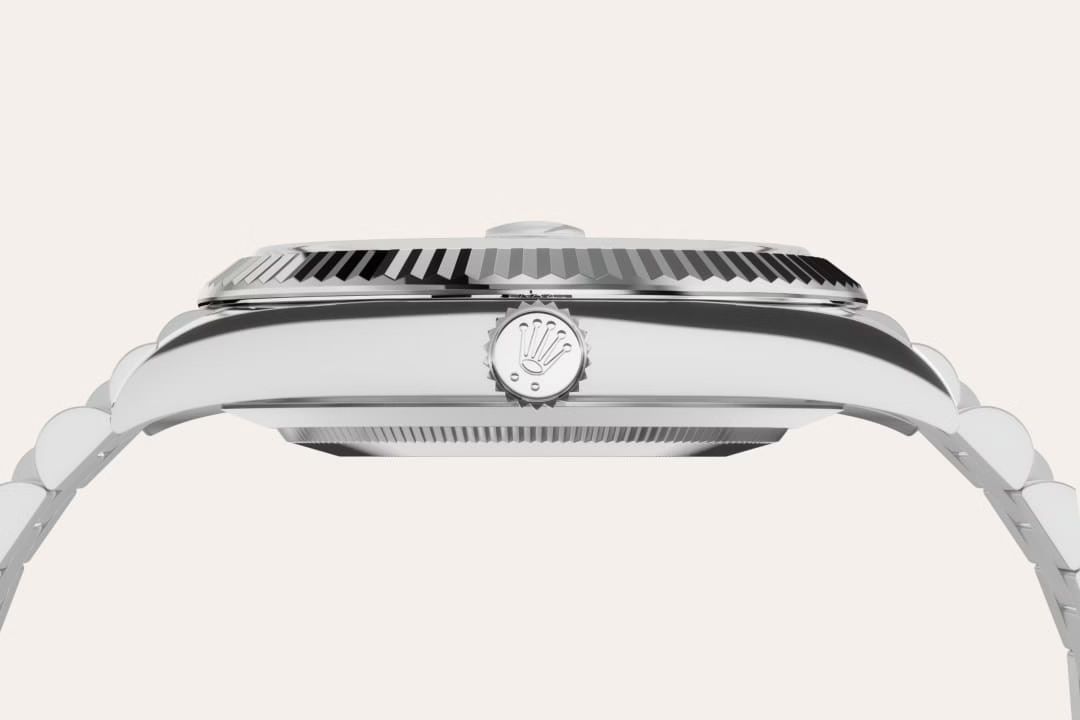 Rolex Day-Date men's mirror watch, blue ombré dial – view 4