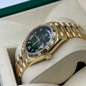Rolex Day-Date men's mirror watch, green ombré dial – view 12
