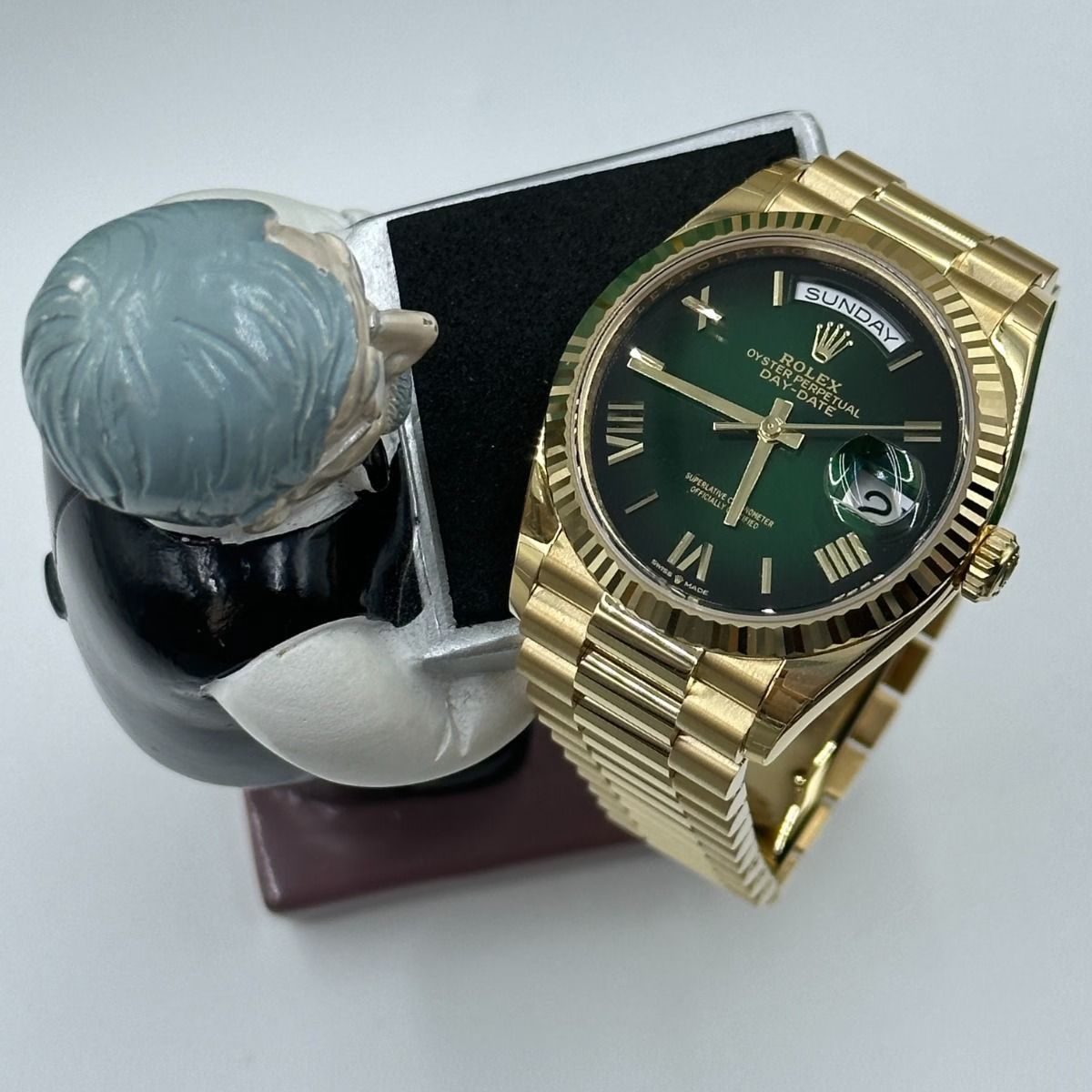 Rolex Day-Date men's mirror watch, green ombré dial – view 7
