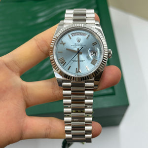 Rolex Day-Date men's mirror watch, ice blue dial – view 2