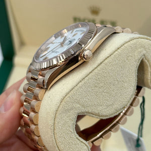 Rolex Day-Date men's mirror watch, white dial – view 4