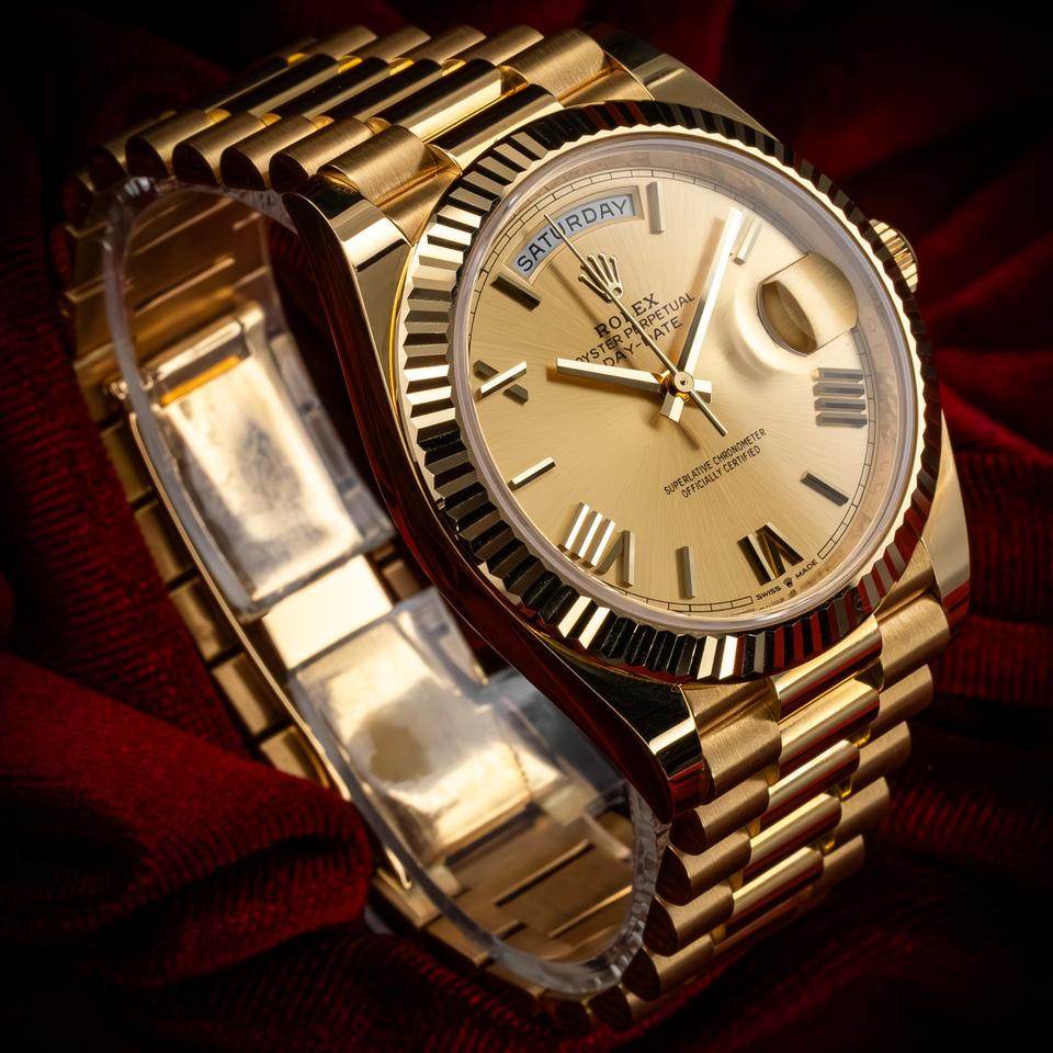 Rolex Day-Date 41mm men's mirror watch, champagne Roman numeral dial – view 5