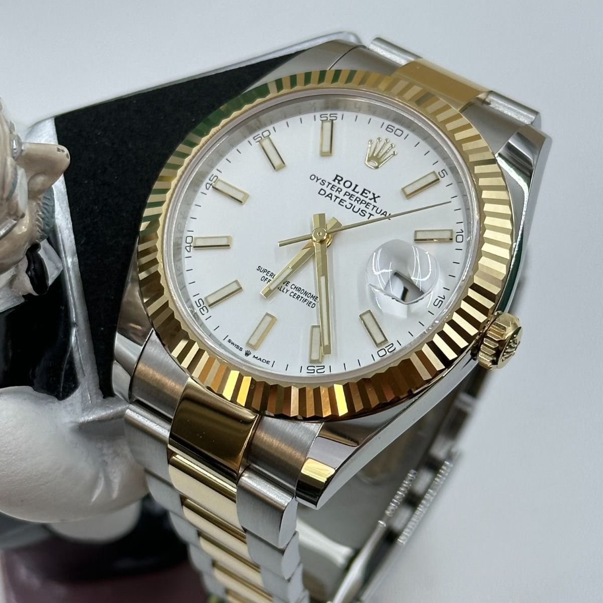 Rolex Datejust men's mirror watch, white dial – view 3
