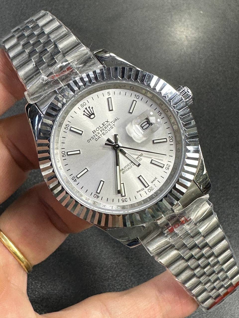 Rolex Datejust 41mm men's mirror watch, silver dial – view 6