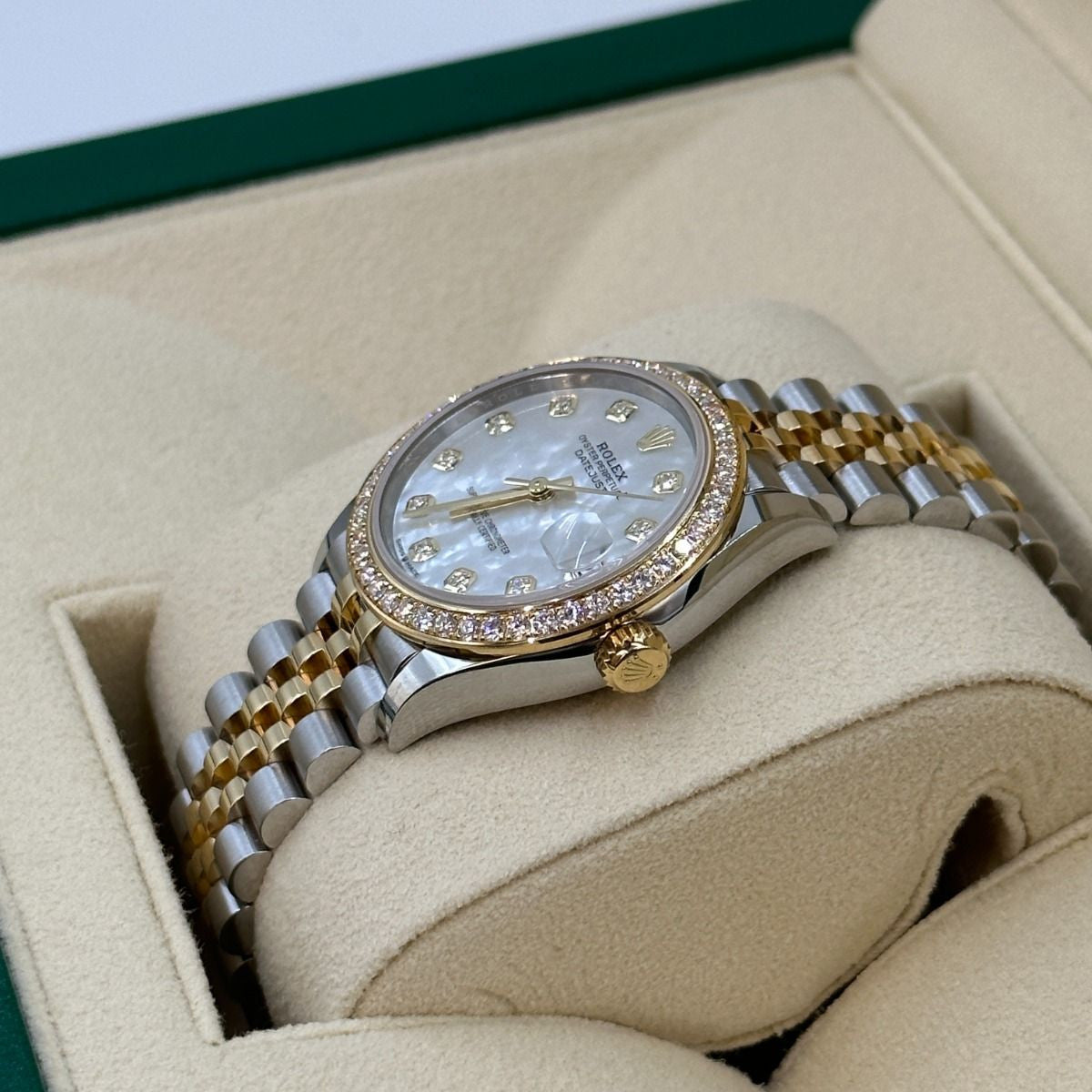 Rolex Datejust 31mm women's mirror watch, white mother-of-pearl stone-set dial – view 8