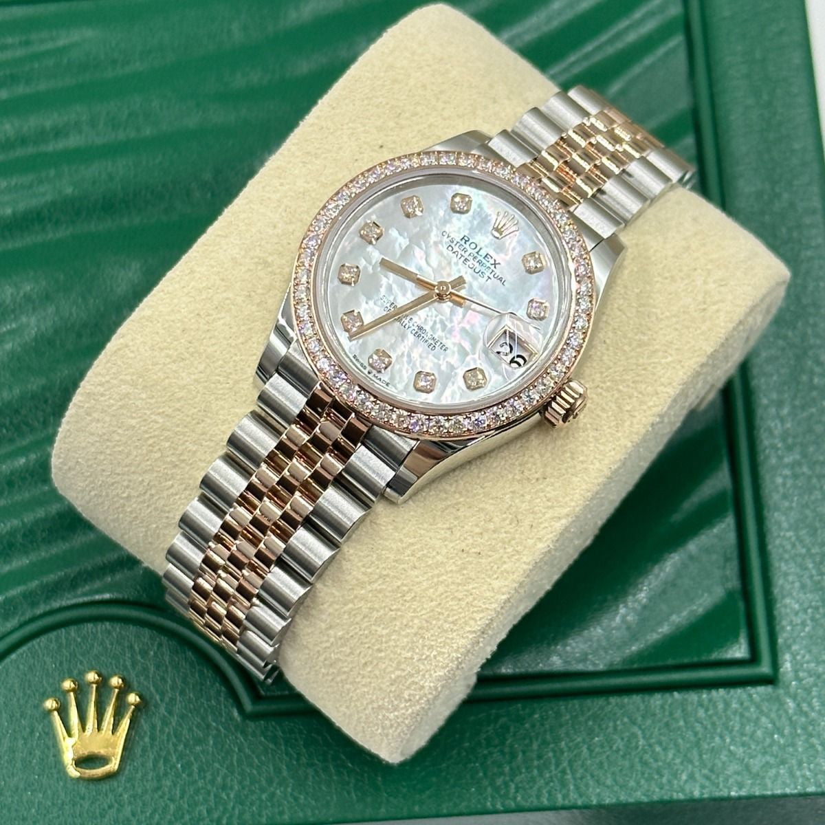Rolex Datejust 31mm women's mirror watch, white mother-of-pearl stone-set dial – view 4