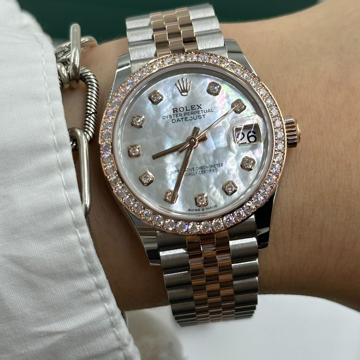 Rolex Datejust 31mm women's mirror watch, white mother-of-pearl stone-set dial – view 8