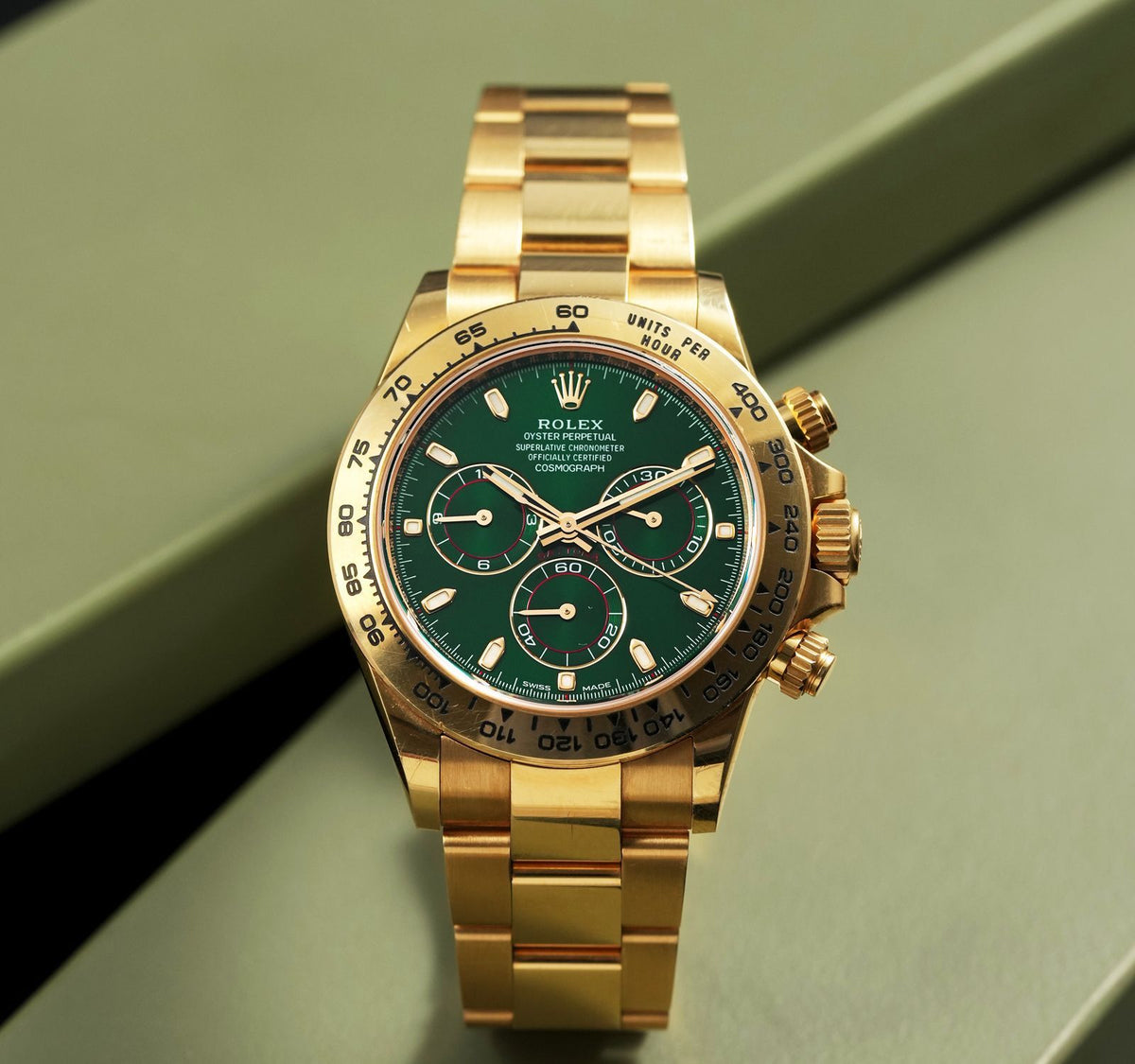 Rolex Daytona men's mirror watch, green dial – view 9