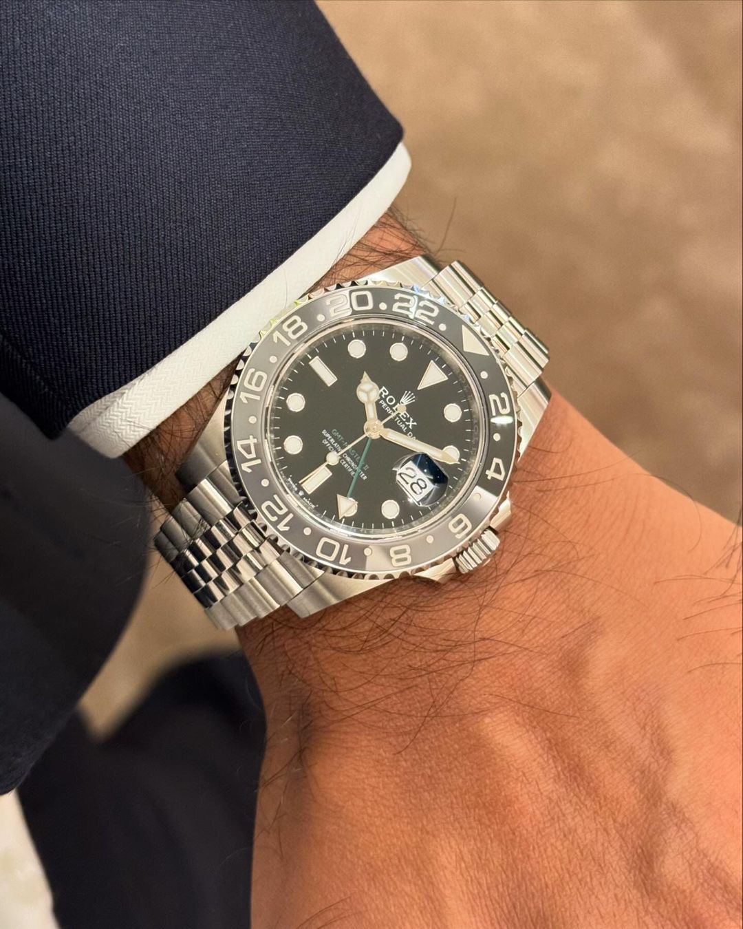 Rolex GMT-Master II men's mirror watch, black dial – view 5
