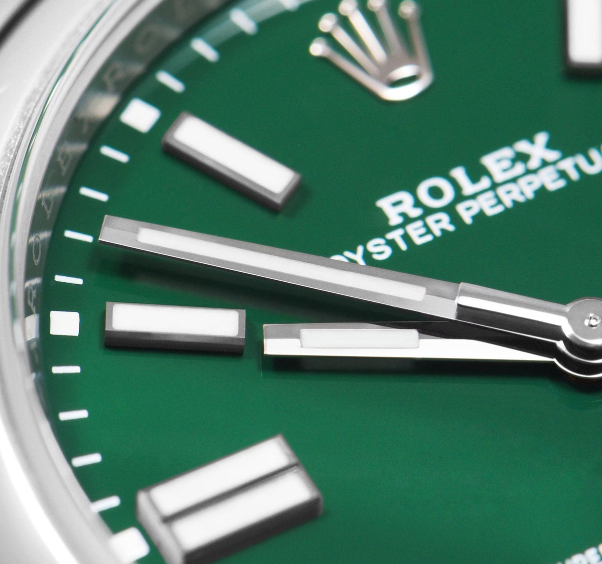 Rolex Oyster Perpetual men's mirror watch, green dial – view 3