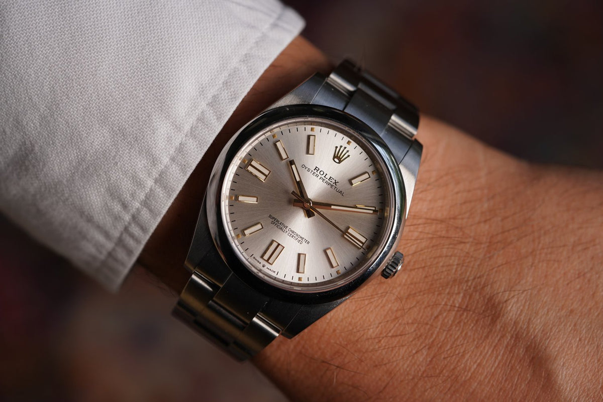 Rolex Oyster Perpetual men's mirror watch, silver dial – view 12
