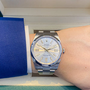 Rolex Oyster Perpetual men's mirror watch, silver dial – view 9