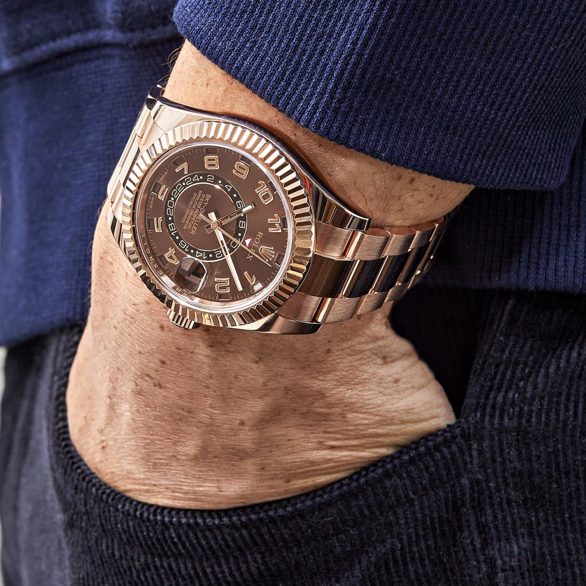 Rolex Sky-Dweller men's mirror watch, copper dial – view 5