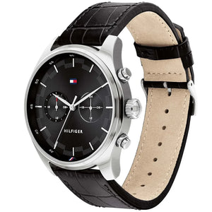 Angled view of the Tommy Hilfiger 1710424 highlighting the silver-tone stainless steel case
