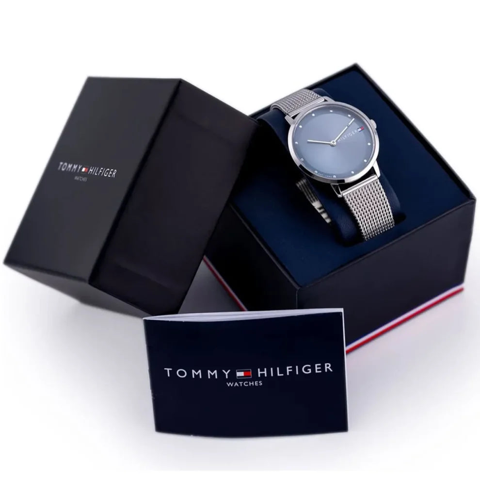 Detailed side view of the silver crown on the Tommy Hilfiger 1782149
