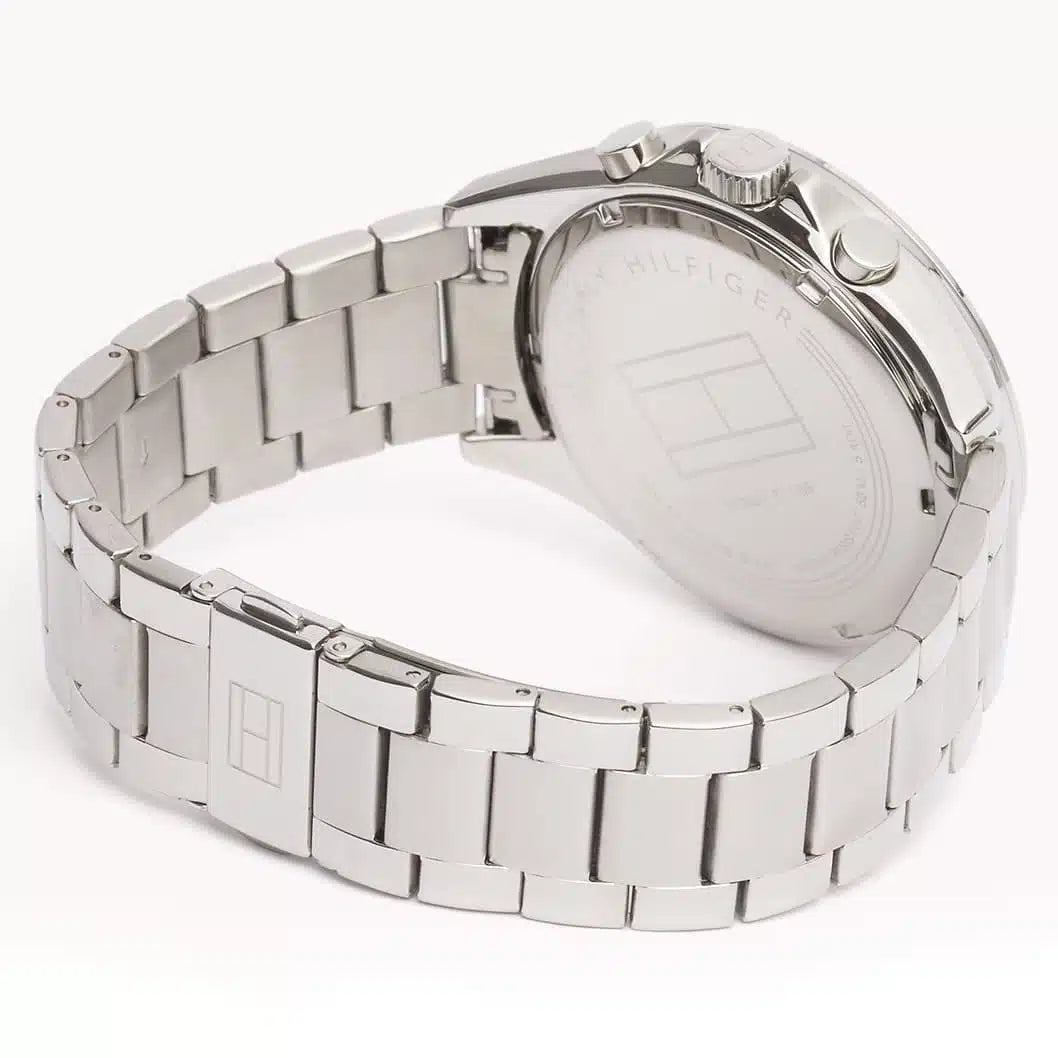 Left side perspective of the Tommy Hilfiger 1791120 black dial and silver bracelet