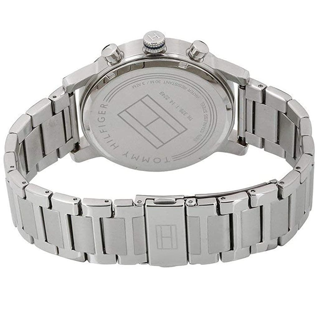 Left side perspective of the Tommy Hilfiger 1791397 grey dial and silver bracelet