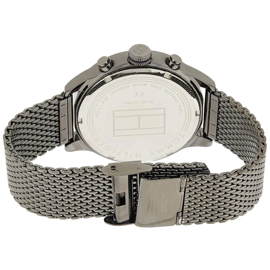 Left side perspective of the Tommy Hilfiger 1791597 grey dial and mesh bracelet