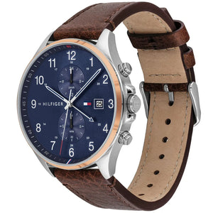 Angled view of the Tommy Hilfiger 1791712 highlighting the polished silver case