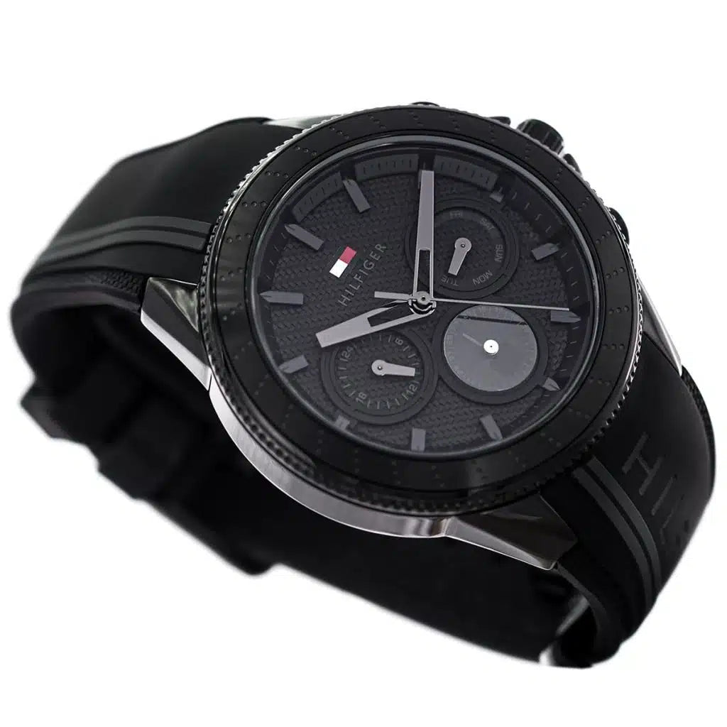 Side profile view of the 12mm black case of the Tommy Hilfiger 1791861