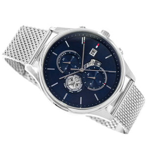 Angled shot highlighting the silver stainless steel mesh bracelet of Tommy Hilfiger 1710504