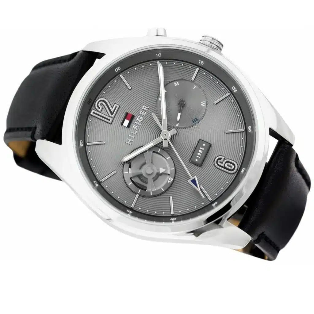 Profile view of Tommy Hilfiger Deacan showing case thickness and black leather strap