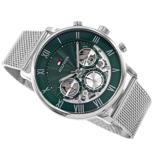 Angled shot highlighting the silver stainless steel mesh bracelet of Tommy Hilfiger 1710567