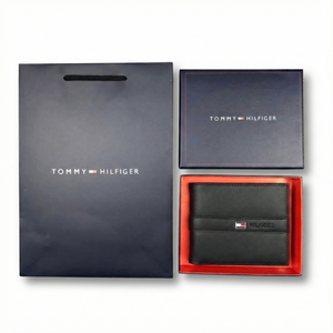 Complete Packaging Tommy Hilfiger Box and Paper Bag