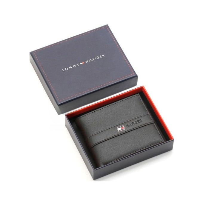 Tommy Hilfiger Men's Wallet presented in Navy Blue Gift Box