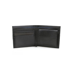 Interior layout of Tommy Hilfiger Wallet with Button Coin Pocket