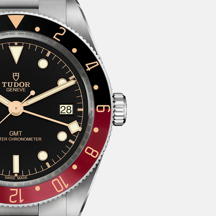 Tudor Black Bay 58 GMT M7939G1A0NRU-0001 men's GMT watch, 39mm stainless steel case, black dial, burgundy and black bezel, steel bracelet – dial close-up