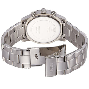 Back view photo of Guess W0774L1 showing the stainless steel caseback