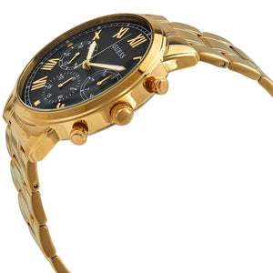 Clasp detail of the gold metal strap on Guess Hendrix W1309G2